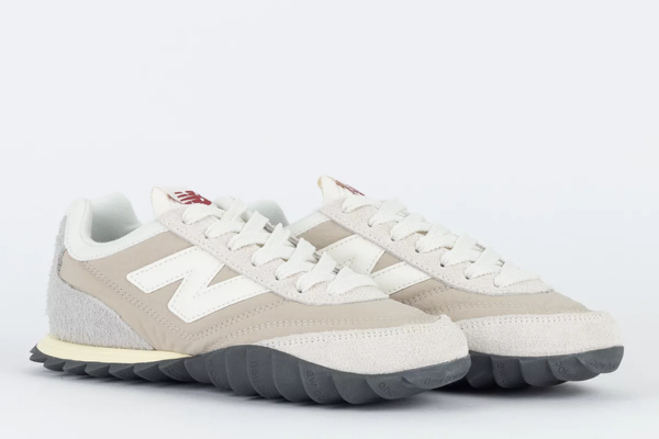 New Balance RC30