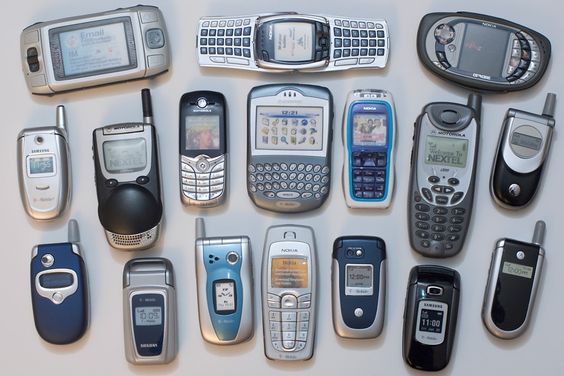 Nostalgia: Os celulares que marcaram os anos 2000